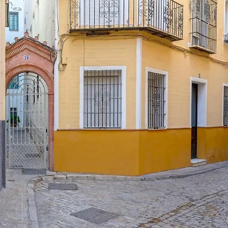 Apartment Genteel Corral Del Rey Ii *